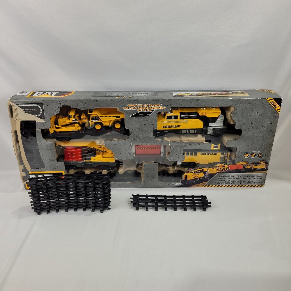 Cat Motorized Construction Express Train 100% Complete Toy Railway Set